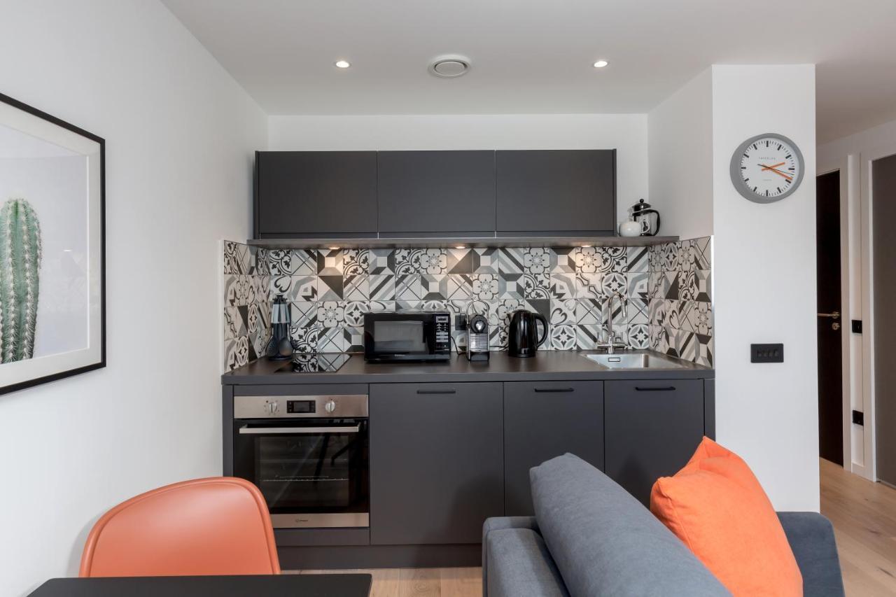 One-Bedroom Apartment City View