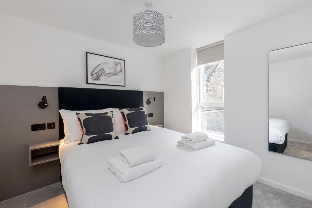 One-Bedroom Apartment City View