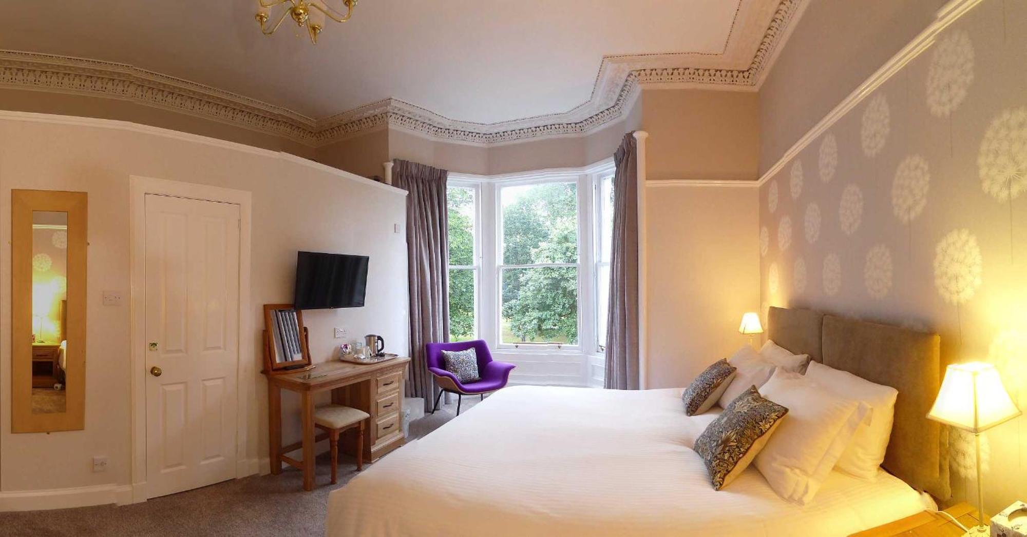 Superior King Room,1592910259:JPEG