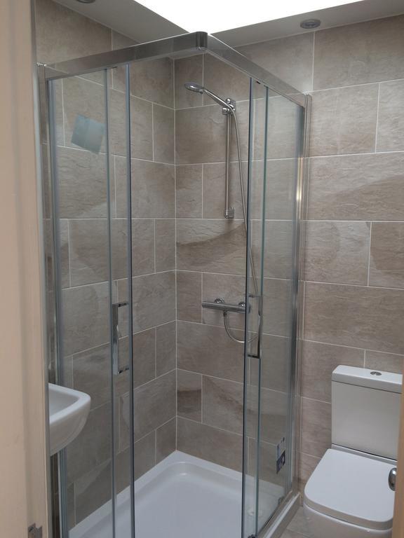 Chambre Double avec Douche