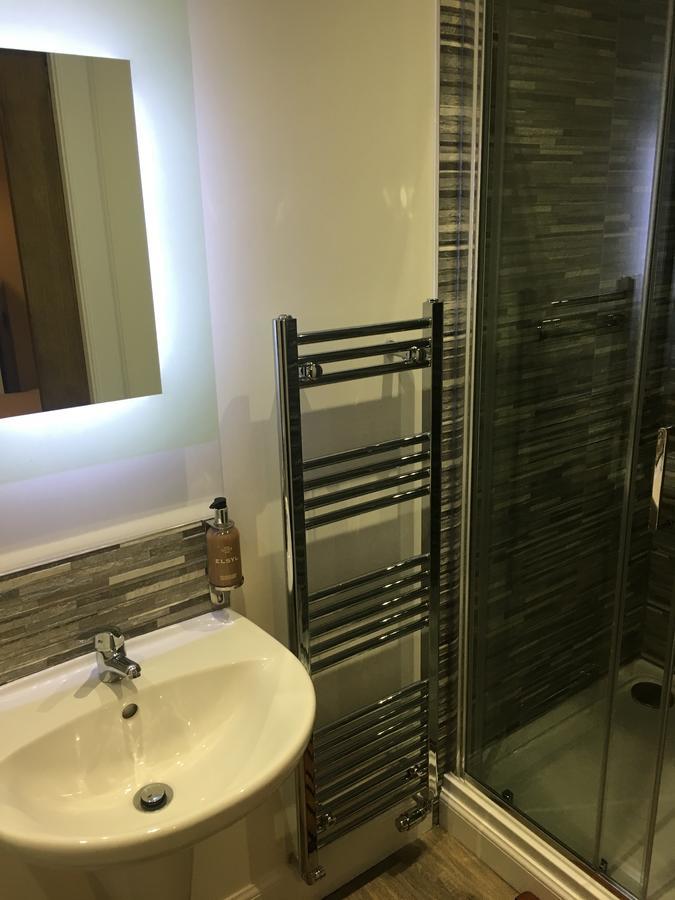Quarto Duplo Deluxe com Chuveiro