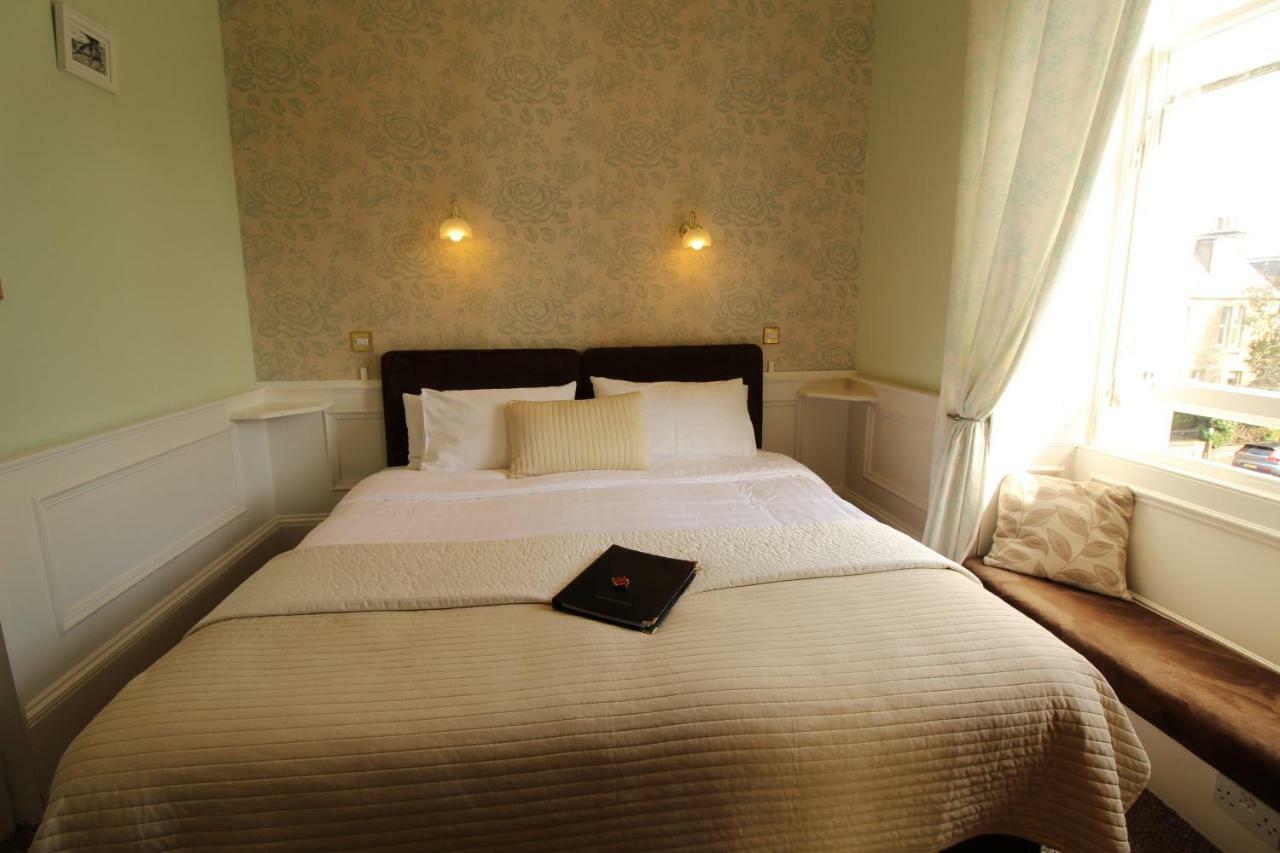 King Size double or Twin Room On Suite (Private Bathroom)