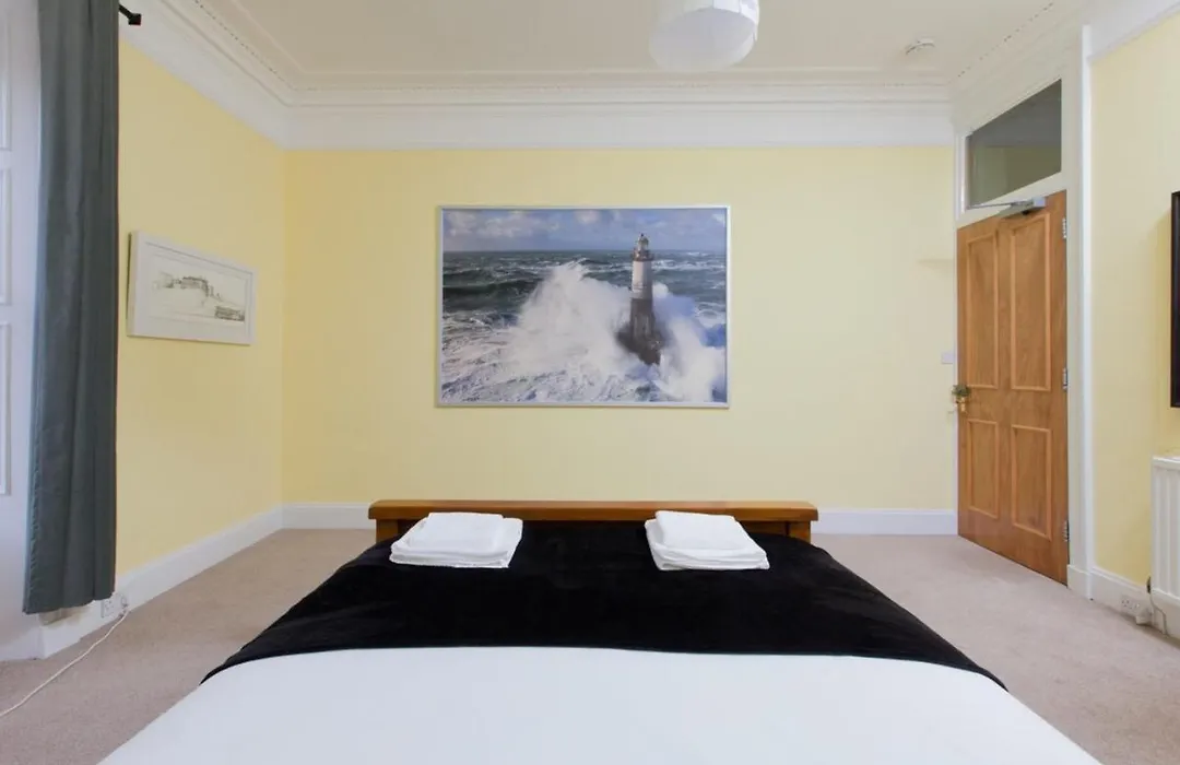 Elegant Traditional Edinburgh City Centre Flat-1