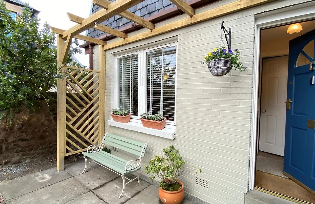 St Margaret'S Cottage, Edinburgh-1