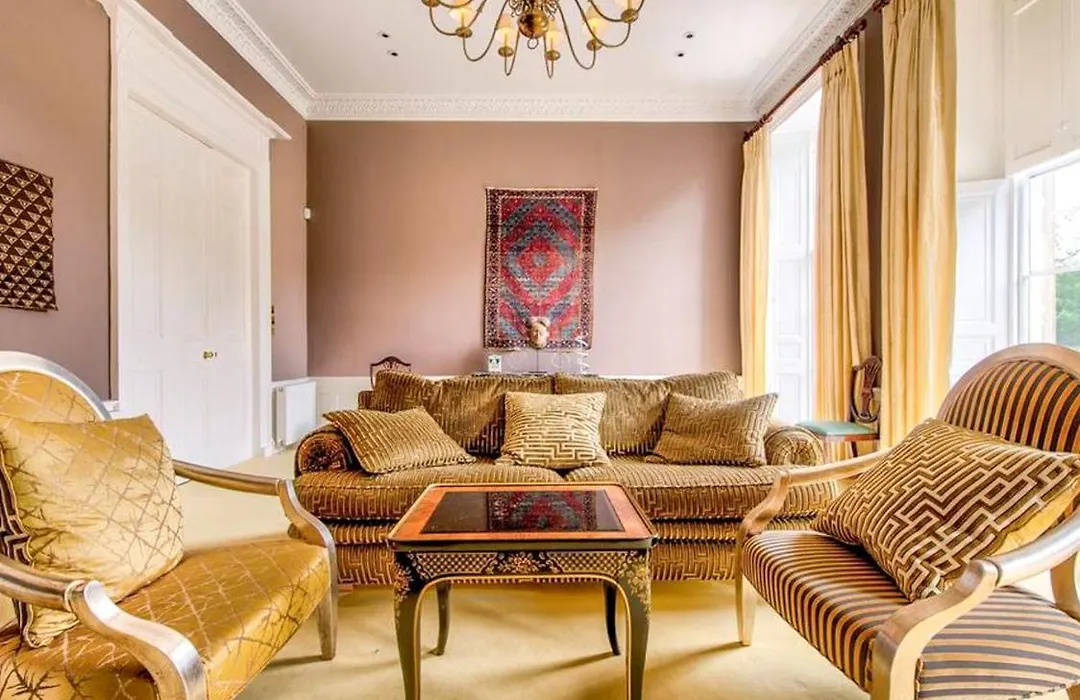 Beautiful City Centre Georgian 4 Bed Townhouse With Private Garden-1