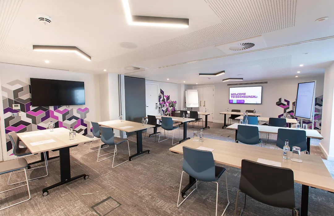 Yotel Edinburgh, Select By Hilton-1