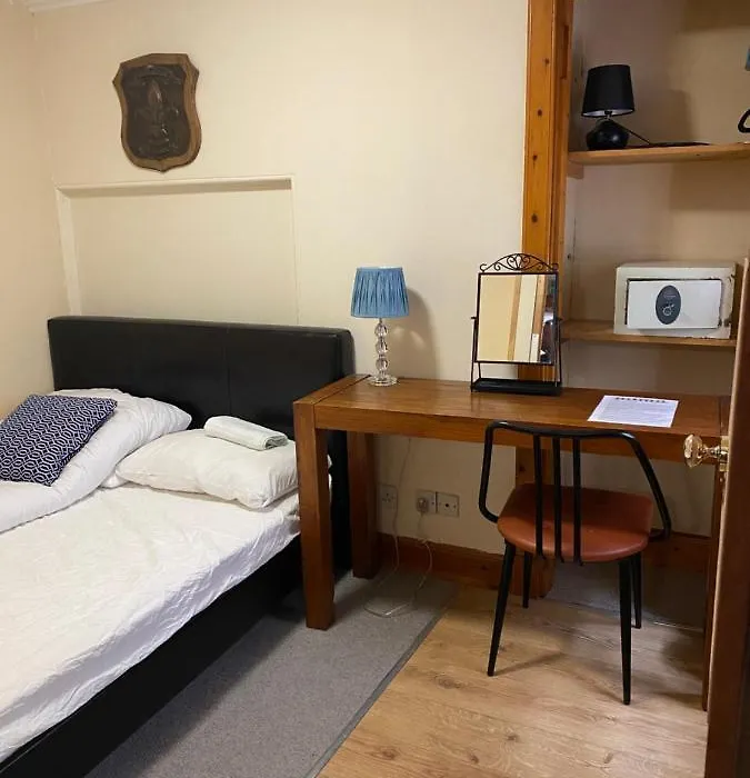 Edinb&B-1