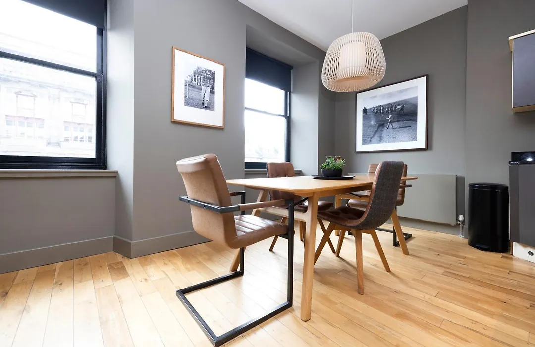 Joivy Luxury Home On George Street-1
