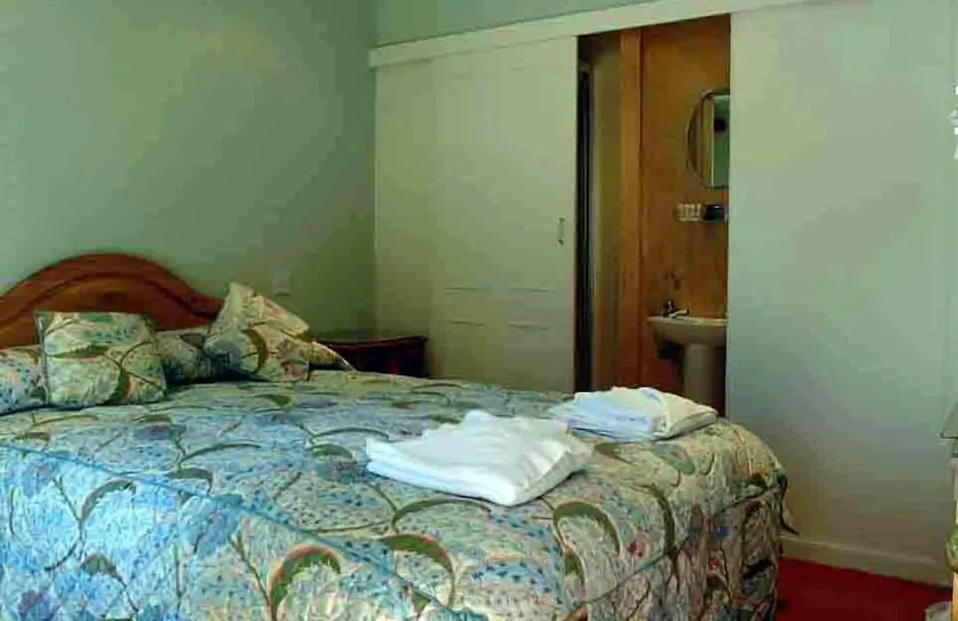 A-Haven Townhouse Hotel-1
