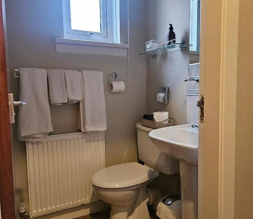 Whitecroft B&B-1