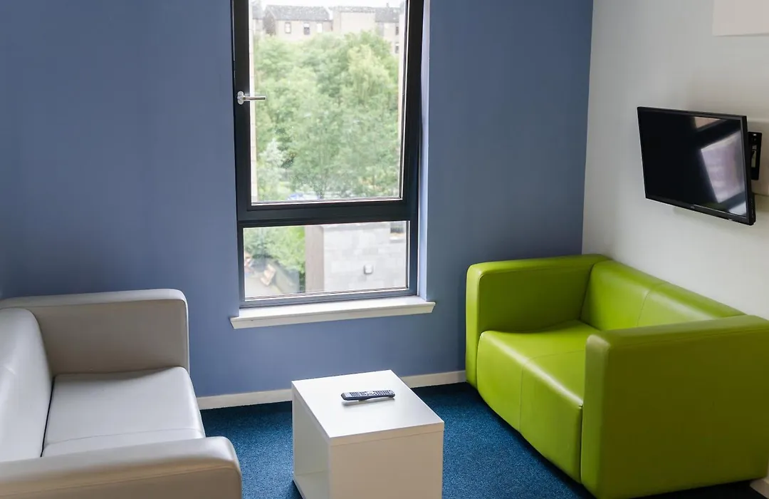 Destiny Student - Shrubhill-1