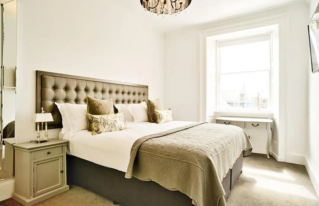Joivy Luxury Flats On George Street-1