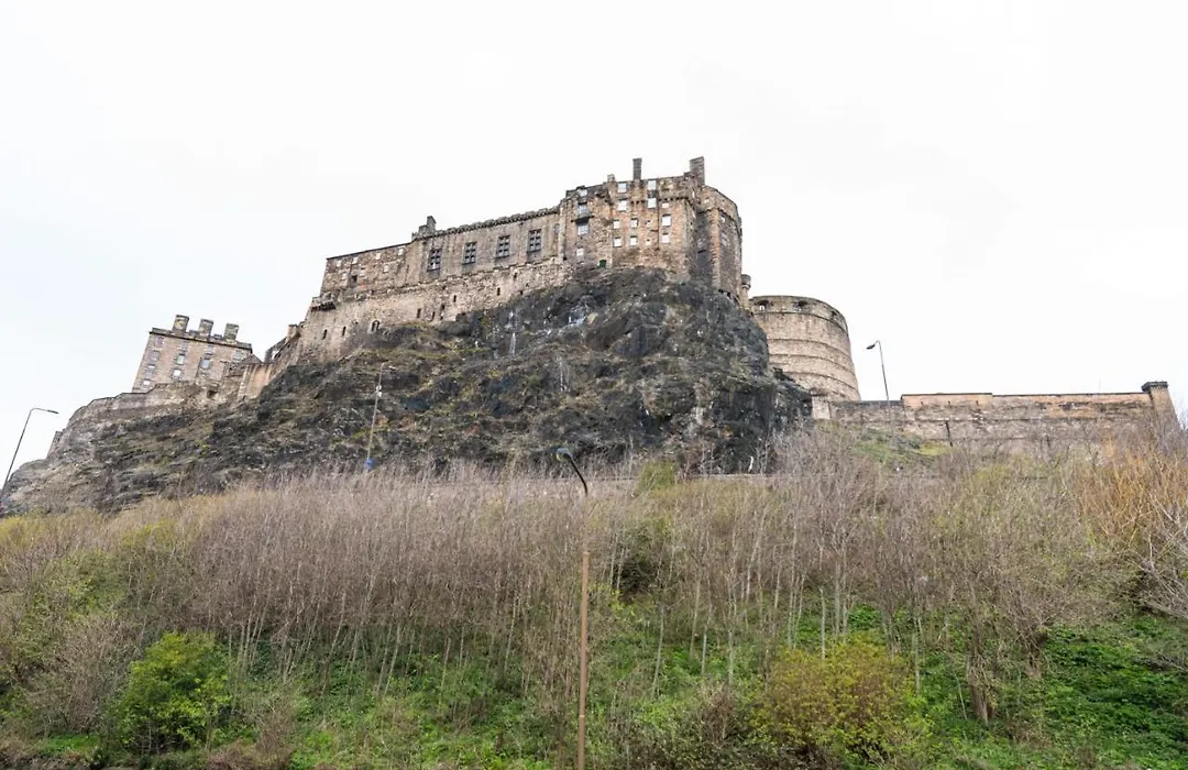 Kings Stables, Grassmarket-1