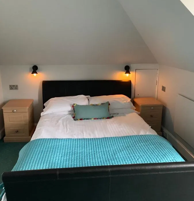 Clan Walker Guest House-1