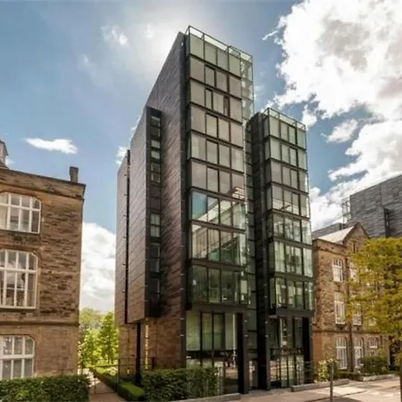Quartermile Central Apartment-3