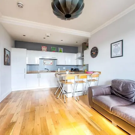 Guestready - Lovely 1 Bedroom Close To City Centre Free On-Street Parking-2
