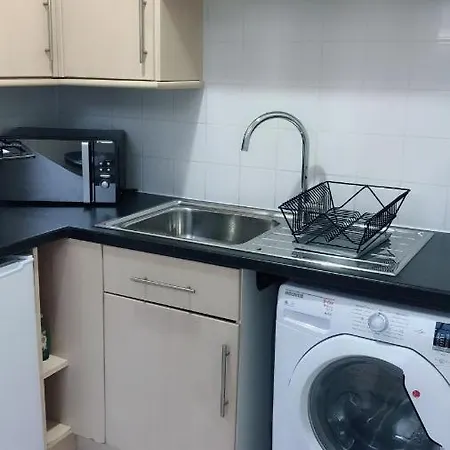 Apartment Newington Area-2