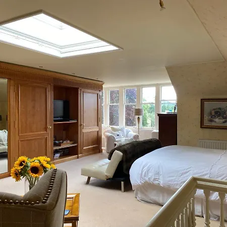 Claremont House-2