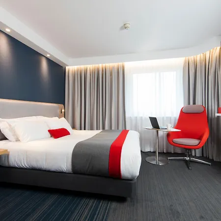 Holiday Inn Express Edinburgh City West By Ihg-3