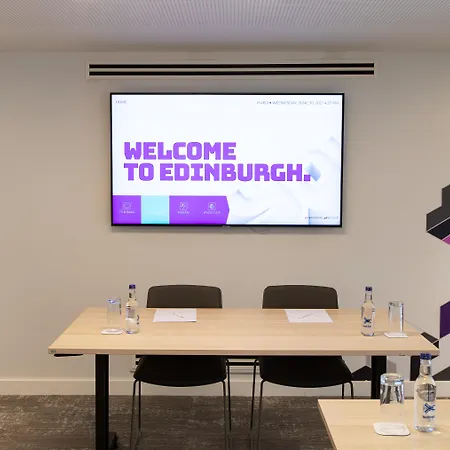 Yotel Edinburgh, Select By Hilton-3