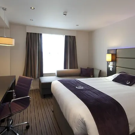 Premier Inn Edinburgh A1 - Newcraighall-2