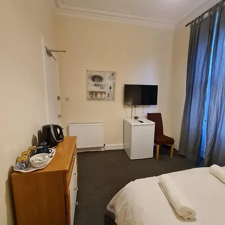 Cathcart Place Rooms-3