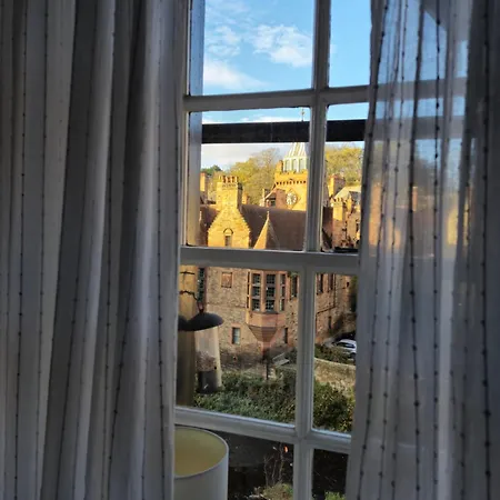 Dean Village Cottage-2