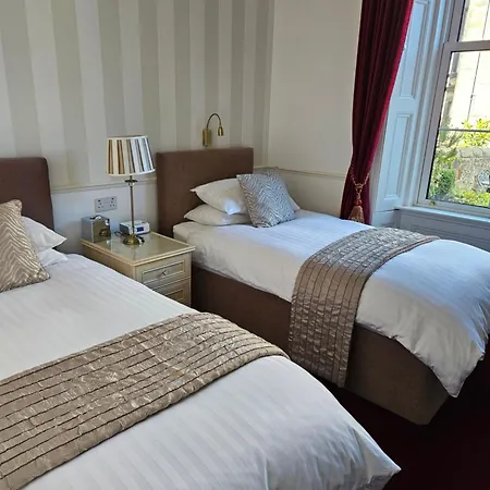Highfield Guest House-3