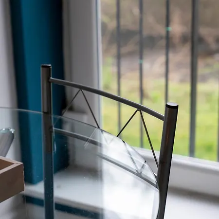 Saughton Suite With Views Of Water Of Leith-3