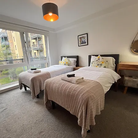 Apartment 2 Bath Free Parking-2