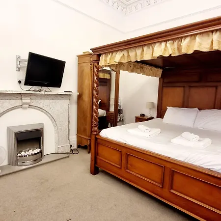 The Guards Hotel-3
