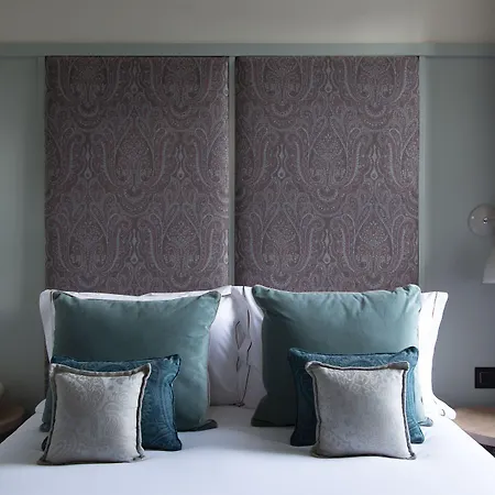 Abbey Strand Apartments, At Holyrood-2
