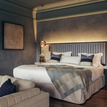 Lyla Rooms-2