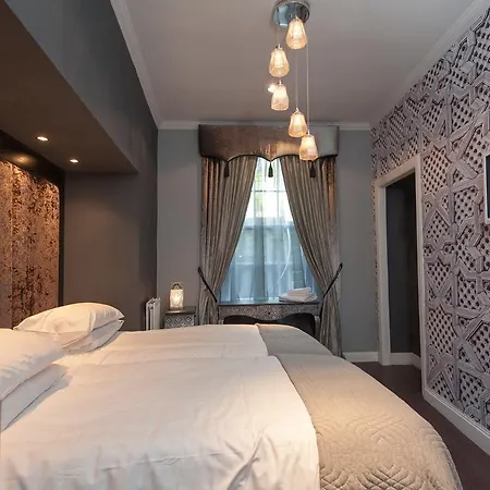 City Retreat Edinburgh Aparthotels-3
