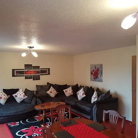 Edinburgh City Deluxe Apartment-2