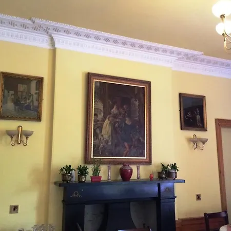Bellevue Guest House-2