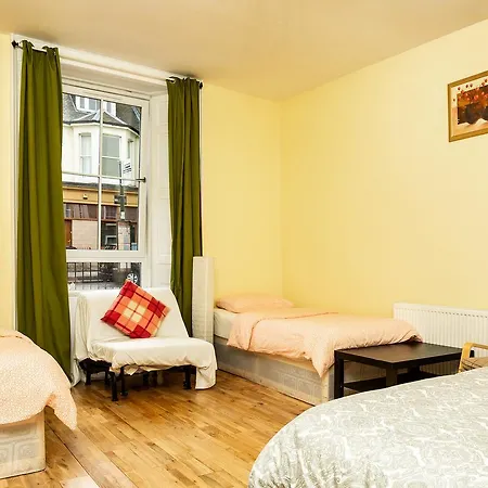 Centre Stay Townhouse-2