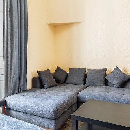 Centre Stay Townhouse-3
