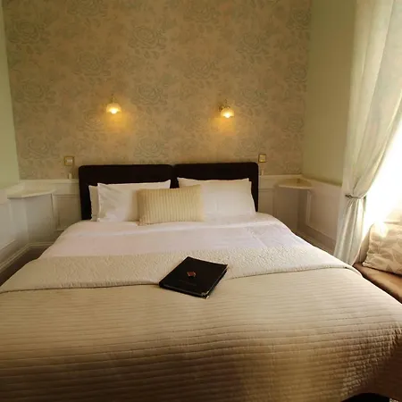 Dunedin Guest House-2