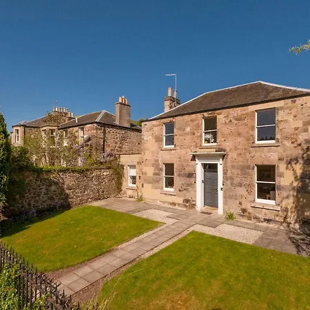 The Lochside House Residence-2