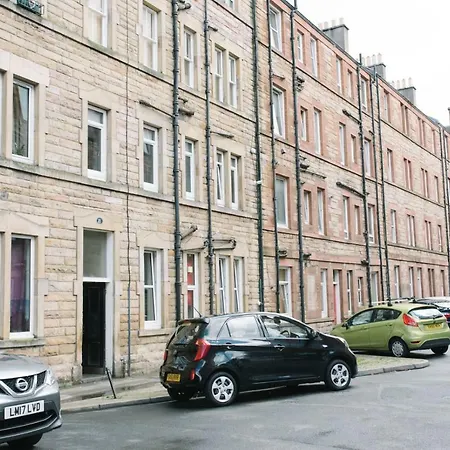 Beautiful City Centre Apartment - Holyrood Park-3