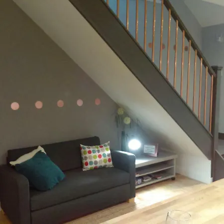 Lowood Cottage-2