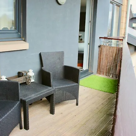 East Pilton - 2 Bed Edinburgh Apartment Free Parking & Balcony-3