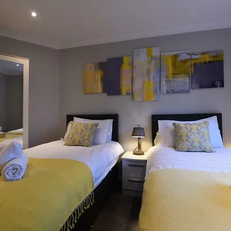 Royal Mile Apartment-3