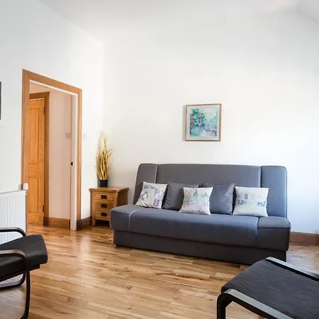 Castle Vista, Grassmarket Apartment-2